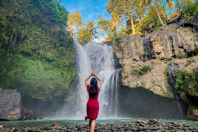 Full Day – Ubud Art Village and Mount Batur Kintamani with Lunch - Puseh Batuan Temple and Balinese temple design