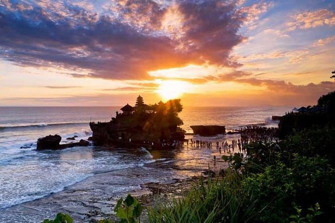 Full-Day Ubud Village including Mt Batur Tirta Empul and Sightseeing Tour - Mount Batur View and Lunch Above 1,000 Meters