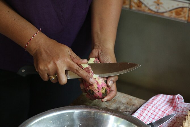 Gianyar Market Visit & Cooking Class in Ubud with Kadek & Putu - Why This Ubud Cooking Class Feels Different
