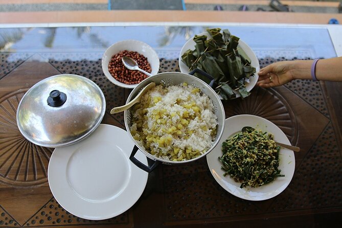 Gianyar Market Visit & Cooking Class in Ubud with Kadek & Putu - Starting at Gianyar Market with Kadek