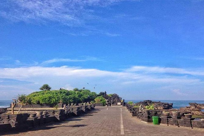 Half-Day Taman Ayun UNESCO and Tanah Lot Temple with private Car - Should you book it?