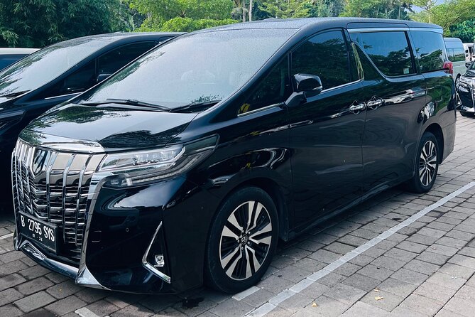 Hire a Luxury Private Car in Bali with an English Speaking Driver - What kind of Bali experience is this?