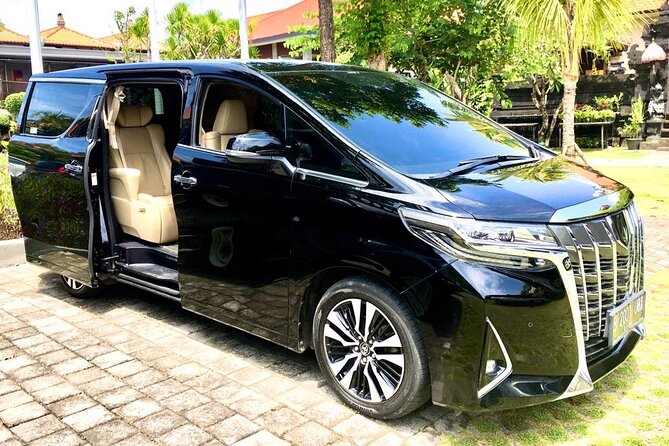 Hire a Luxury Private Car in Bali with an English Speaking Driver - Starting with hotel pickup