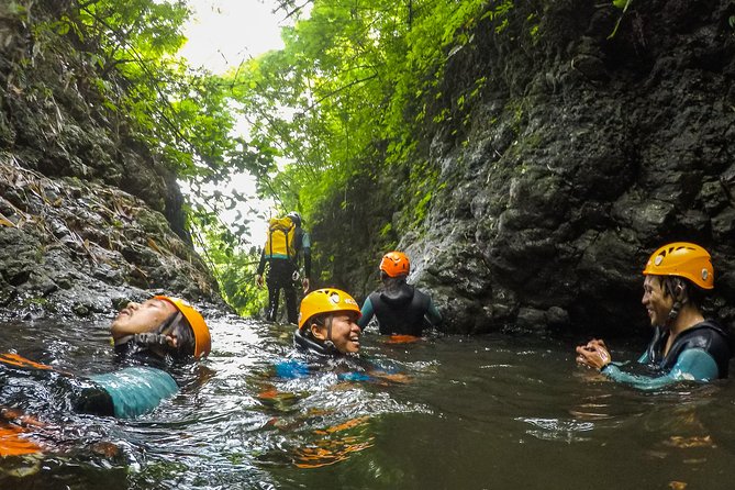 Intermediate canyoning tour in Bali " Maboya Canyon " - Why the Guides Matter