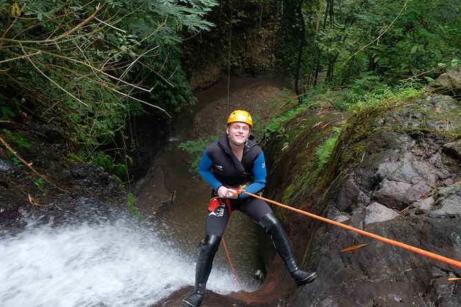 Intermediate canyoning tour in Bali " Maboya Canyon " - Lunch, Footage, and the Return