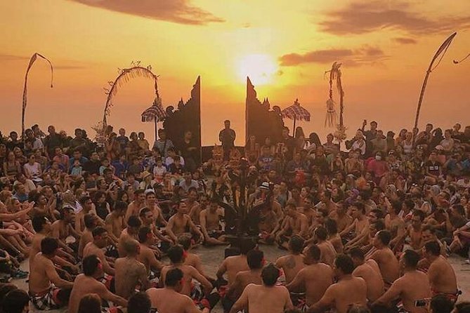 Kecak fire dance and uluwatu temple tour - free wifi - Jimbaran Beach and the optional seafood dinner