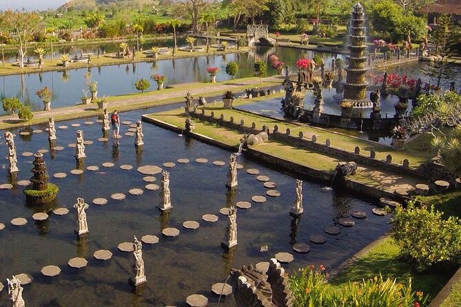 Lempuyang Luhur Temple Gate Of Heaven Tour Car Charter - The advantages of a private car charter