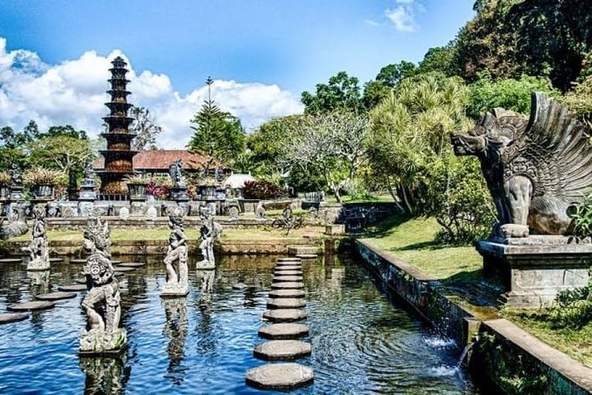 Lempuyang Temple Tour With Lunch and Pick Up - The beach and chocolate factory add a different side of Karangasem