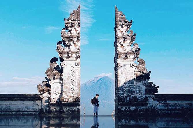 Lempuyang the Gate of Heaven Tour - Taman Ujung and the former royal retreat