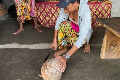 Make Traditional Bali Coconut Oil with a Balinese Family