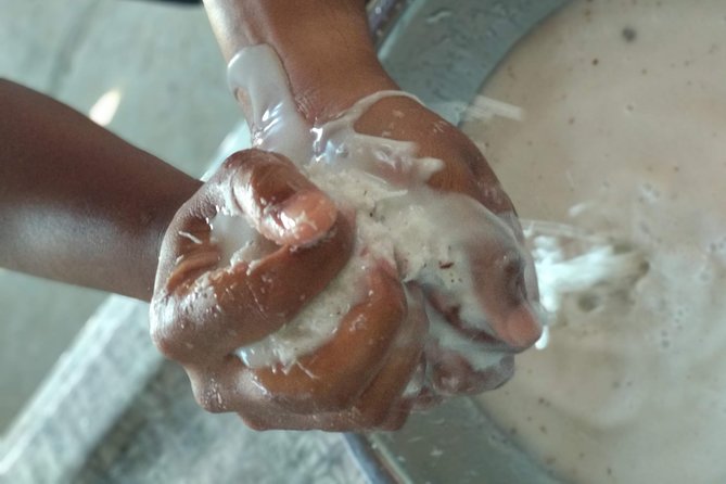 Make Traditional Bali Coconut Oil with a Balinese Family - Who Will Enjoy This Most