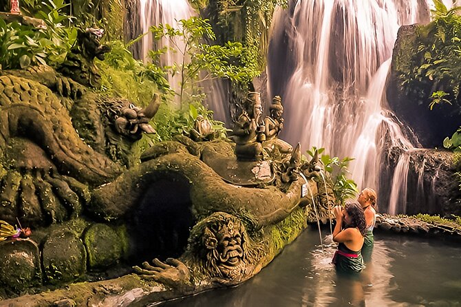 Melukat - The Purification Ceremony at Tirta Empul Temple - What Melukat means at Tirta Empul