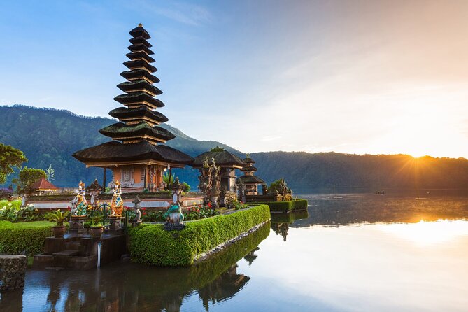 More Complete: Discover Bali In 3 Days Private Tour Package - Day one: Ubud temples, monkeys, water, and rice terraces