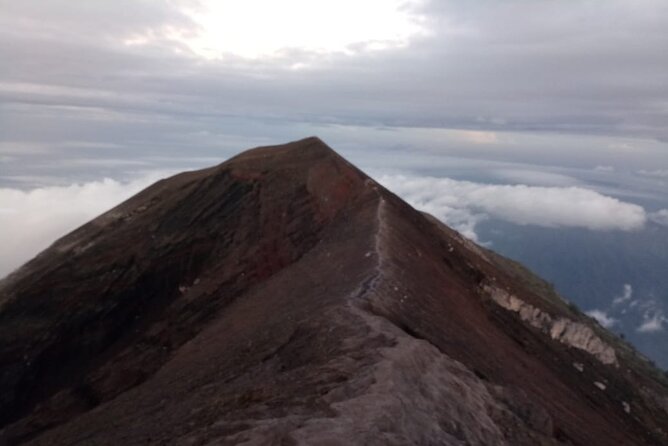 Mount Agung Sunrise Trekking Private Tours - Midnight pickup and the road to Pura Pengubengan