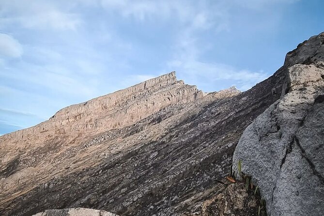 Mount Agung Sunrise Trekking with Local Guide - How the guides shape the experience