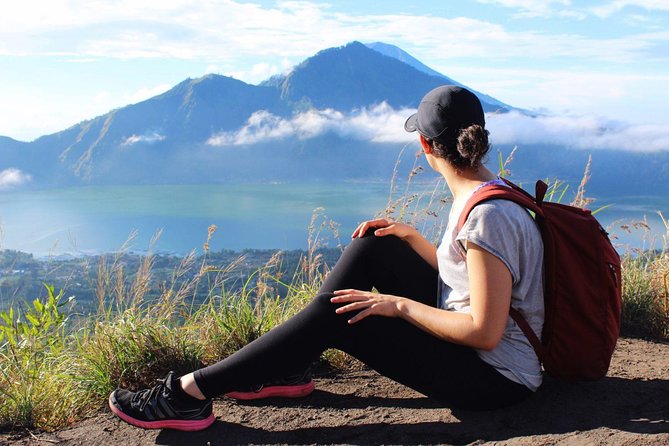 Mount Batur Sunrise Hike and Natural Hot Spring Option - Reaching the Summit Before Sunrise