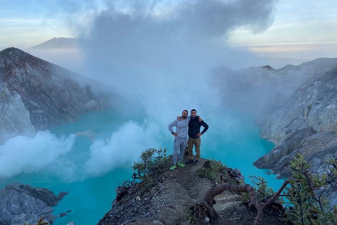 Mount Ijen Crater Tour From Ubud Bali - Breakfast, equipment, and what the $135 covers