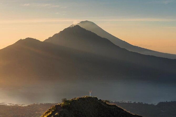 Mt. Batur : All-Inclusive Sunrise Trekking & Swing Ticket - What the guide can mean to your day