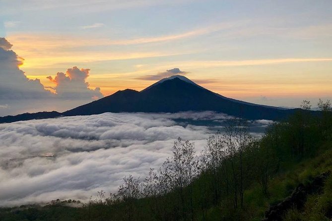 Mt Batur Sunrise Trekking Tour - Meeting your guide at the trailhead