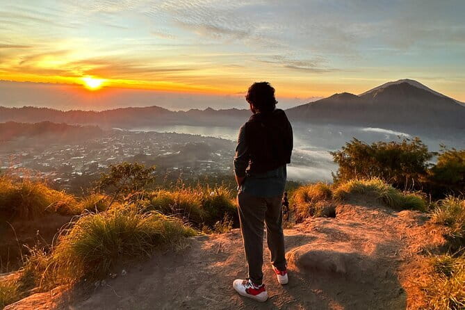 Munduk Twin Lake Jungle Hike, Ulun Danu Temple, & Waterfall - A possible lunch stop after the waterfalls