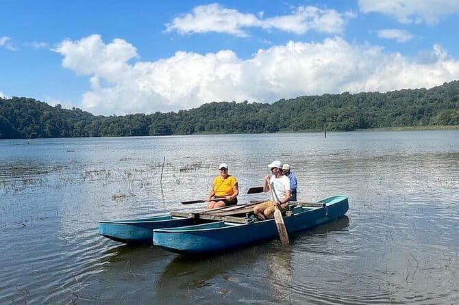 Munduk Twin Lake Jungle Hike, Ulun Danu Temple, & Waterfall - The rainforest walk to Tamblingan Lake