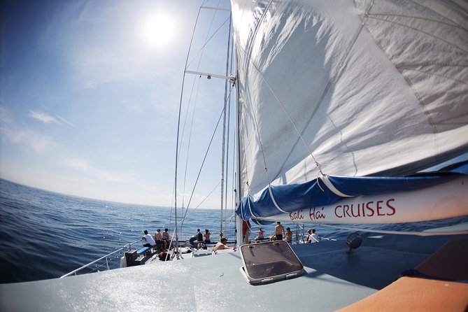 Nusa Lembongan: Island Discovery Cruise - Lunch beside Crystal Bay