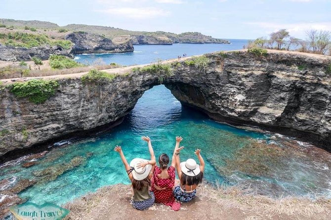 Nusa Penida Instagram Tour: Legendary Spots (Private & All-Inclusive) - Crystal Bay and the final coastal view