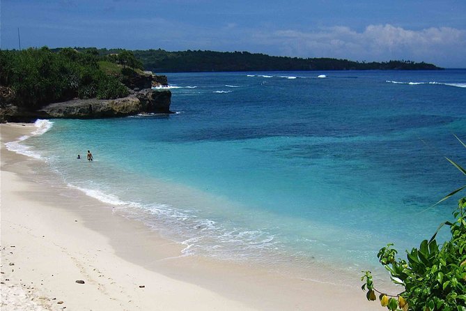 Nusa Penida Island Full-Day Tour from Bali - Angel’s Billabong and the limits of a natural pool