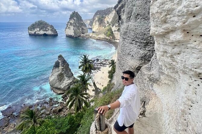 Nusa Penida Island, Instagram Tour & Private Car Service - Kelingking Cliff and the T-Rex view