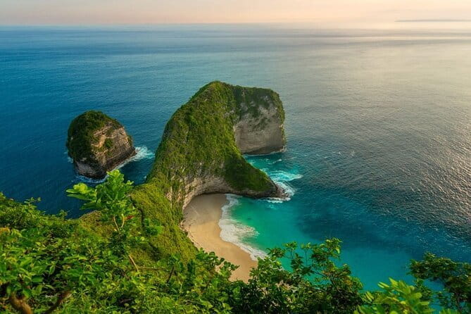 Nusa Penida Private Full Day West Island Tour From Bali - Key points to know before booking