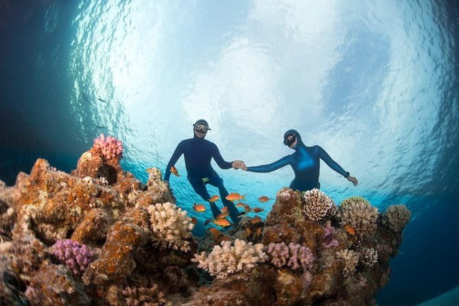 Nusa Penida : Snorkeling Trip Manta Point, Gamat Bay and Wall Bay - Equipment, guides, and the simple boat setup