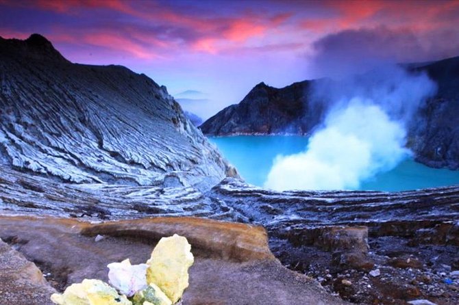 Overnight Mount Ijen Blue Fire Trek Tour From Bali (Private-All Inclusive) - Tamblingan Lake brings a quieter North Bali view