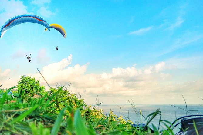 Paragliding Bali Nusa Dua cliff with Free Photo/Videos - What happens before takeoff