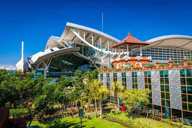 Private Arrival Transfer: Bali Airport to Hotel - Private vehicle sizes and luggage limits