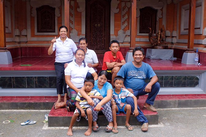 PRIVATE Authentic Balinese Cooking Class in Ubud at Putu's Home - Arriving at Putu’s ancestral village