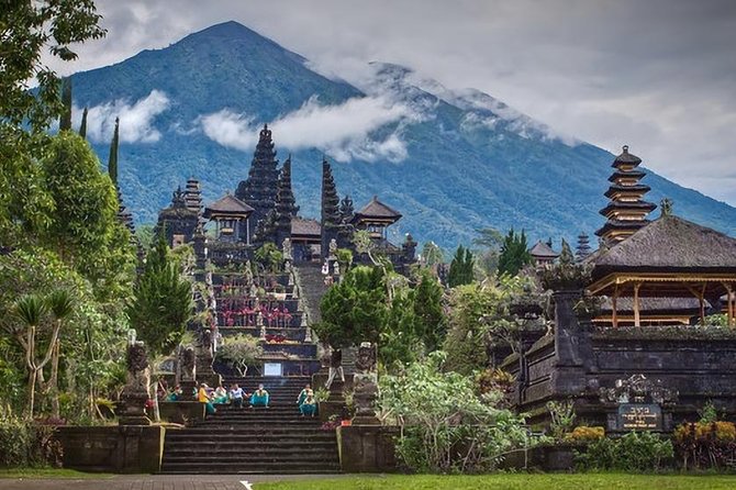 Private Bali Tour: Kintamani Volcano and Besakih Temple - Tegalalang Rice Terrace: a short agricultural stop