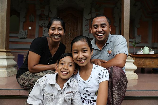 PRIVATE Balinese Cooking Class in Ubud with Dewa with Transfers - Entering the Traditional Balinese Compound