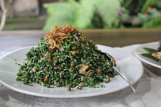 PRIVATE Balinese Cooking Class in Ubud with Dewa with Transfers - Eating the Meal You Prepared
