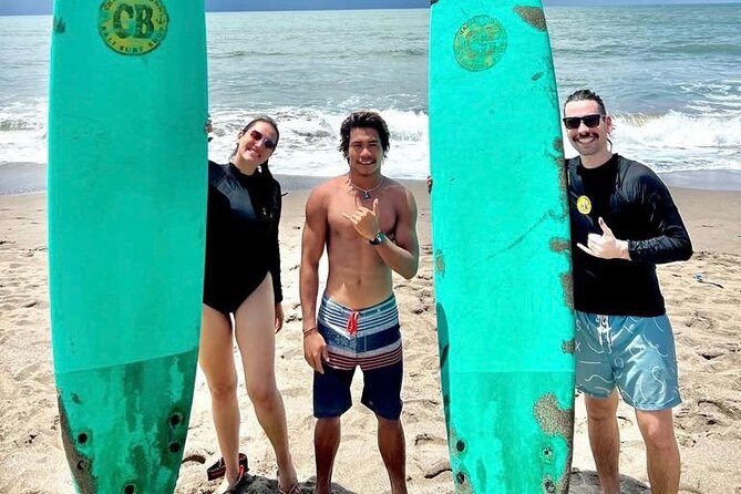 Private Experience Surf Lessons in Canggu - Intermediate coaching and the choice of a fiberglass board