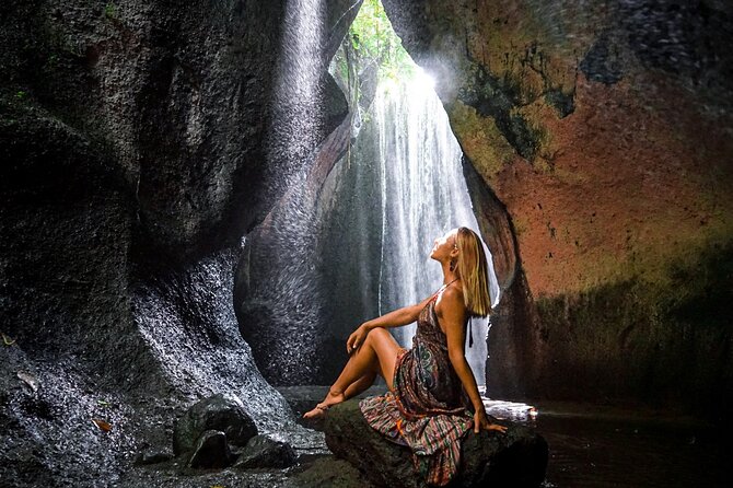 Private Full-Day Lempuyang Gate of Heaven Tour - Tirta Gangga’s royal pools and stone figures