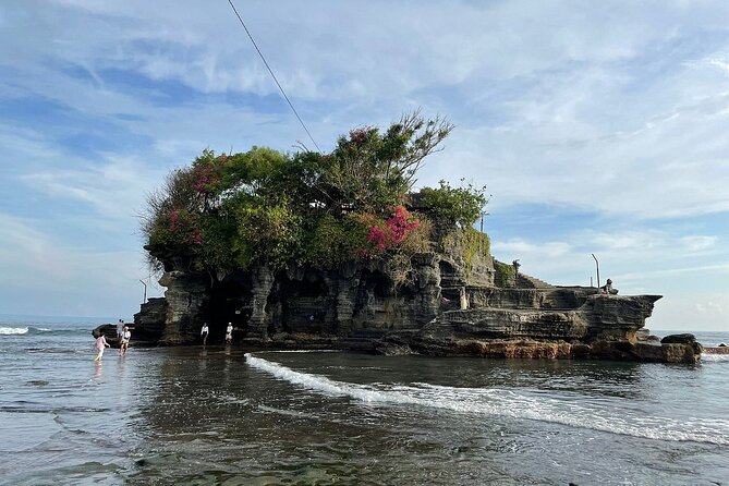 Private Full-Day Tour in Bali & FREE WIFI - Southern Bali: beaches, cliffs, and sunset views
