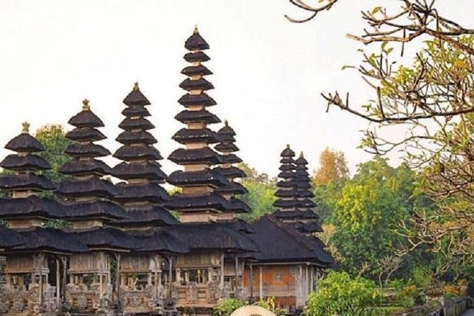 Private Full-Day Tour Jatiluwih Rice Terrace and Tanah Lot Temple - Tanah Lot at the end of the route