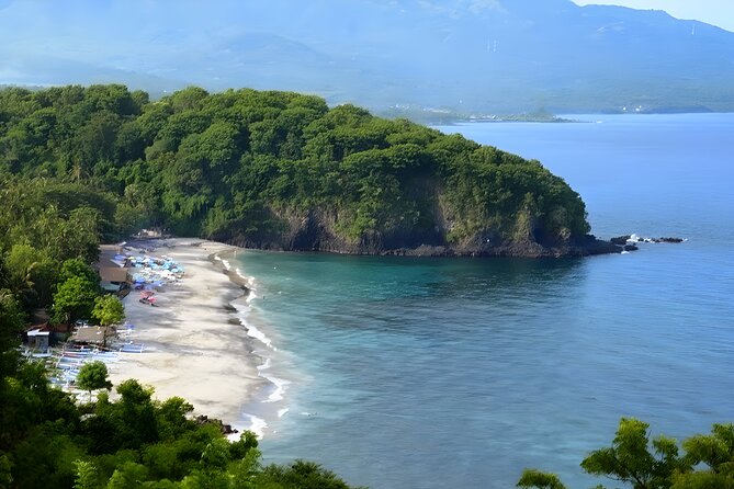 Private Full-Day Tour: The Gate of Heaven and East Bali Trip - Lunch, clothing, and what to bring