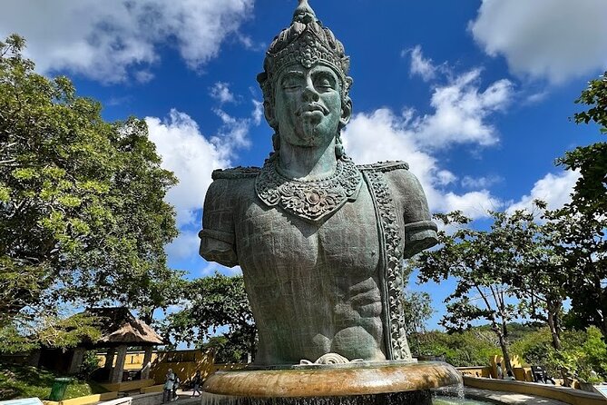 Private Half Day Nusa Dua Village All-Inclusive Tour - Lunch With Indonesian Food and Vegetarian Choices