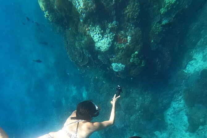 Private Nusa Penida Snorkeling Tour - Lunch with views near Amartera or Green Kubu