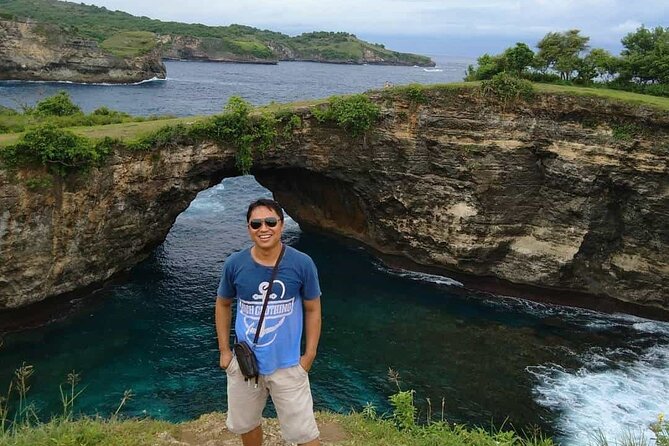 Private Nusa Penida Snorkeling Tour - Kelingking Beach before the water