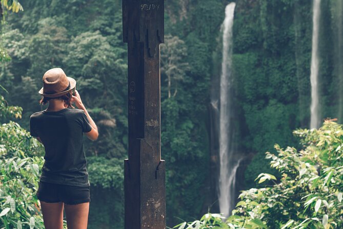 Private Tour: Amazing Sekumpul Waterfall and Ulun Danu Temple - Lunch at a traditional Balinese restaurant