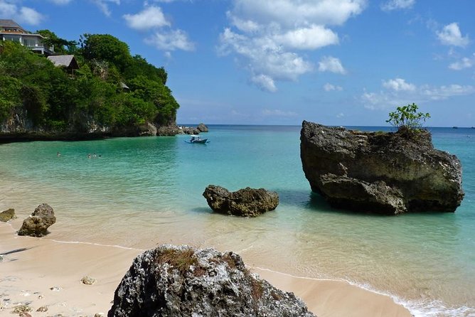 Private Tour Bali Beaches and Uluwatu Temple with Dinner - Melasti Beach and the sunset performance