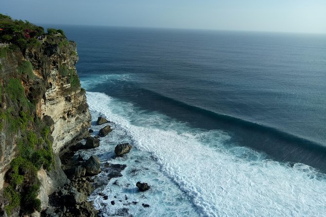 Private Tour Bali Beaches and Uluwatu Temple with Dinner - Drivers make or break the day