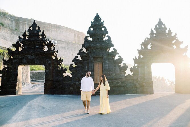 Private Tour Bali Beaches and Uluwatu Temple with Dinner - Timing, traffic, and what to pack